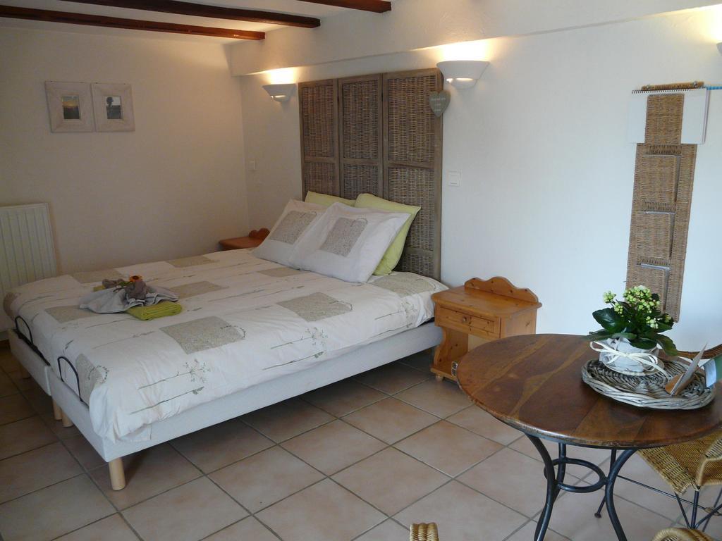 Chambre D'Hotes Grange De La Bastide Laveissière Екстериор снимка